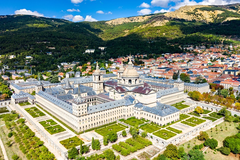 Aerial view of El Escorial (© Leonid Andronov | Dreamstime.com)