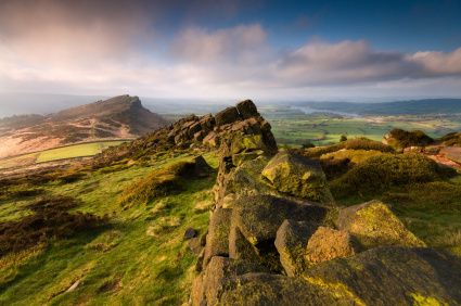Peak District National Park, East Midlands, England (&copy; andrew mitchell / iStockphoto.com)