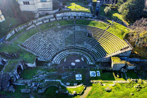 Roman theatre, Fiesole, Tuscany (photo by Hagai Agmon-Snir - CC BY-SA 4.0)