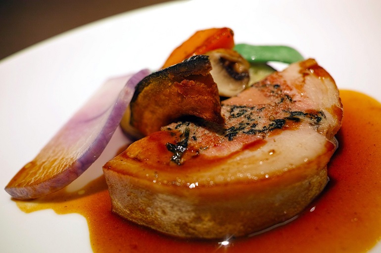 Foie Gras, a specialty from Southwestern France (photo by takedahrs from Pixabay)