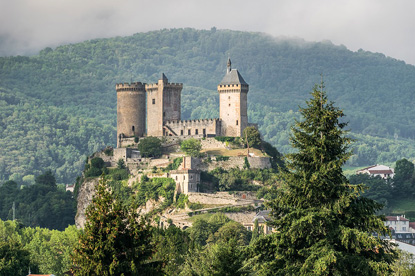 Foix, Haute-Garonne (photo by Krzysztof Golik- CC BY-SA 4.0)