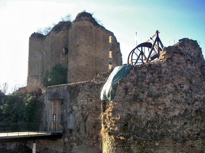 Franchimont Castle (&copy; Eupedia.com)
