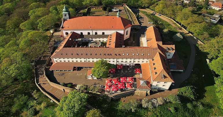 Frauenberg Monastery, Fulda (photo by Verum - CC BY-SA 3.0)