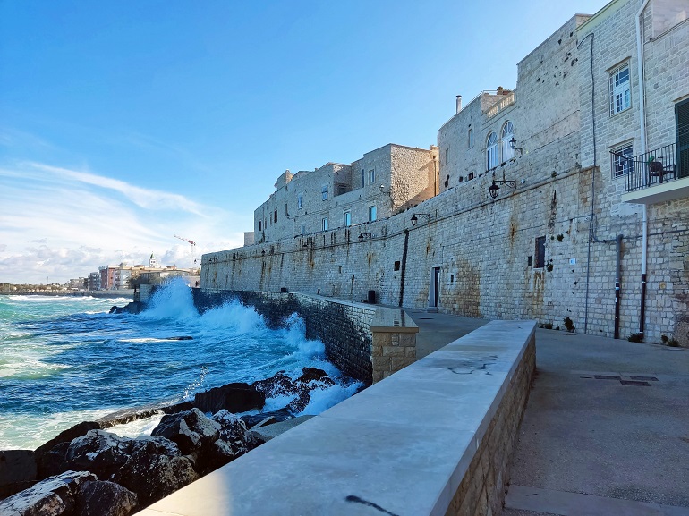 City Walls of Giovinazzo along the coastal promenade (© Eupedia.com)