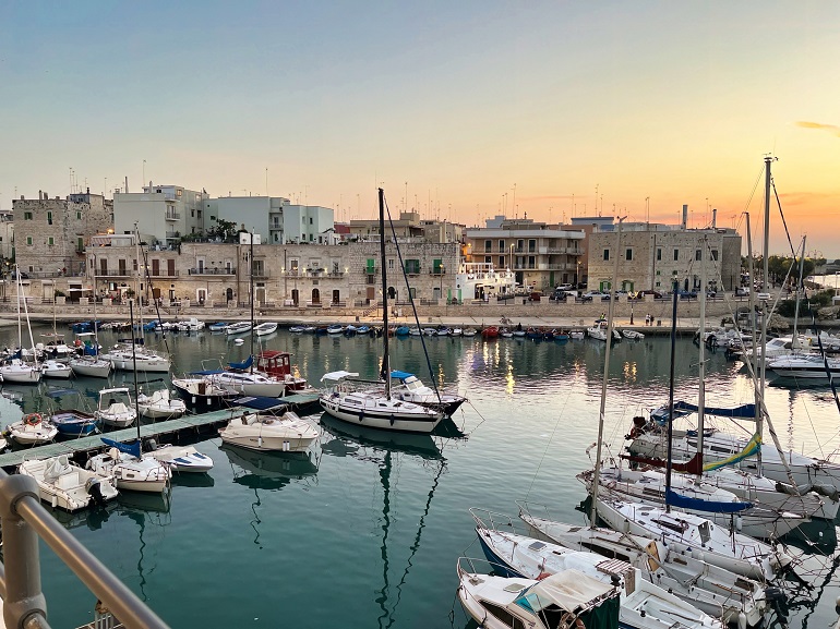 Giovinazzo Harbour (© Michael Hayward | Dreamstime.com)