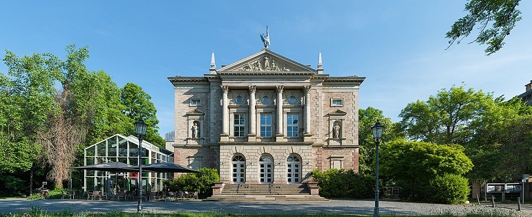 Deutsches Theater, Göttingen (photo by Julian Herzog- CC BY 4.0)