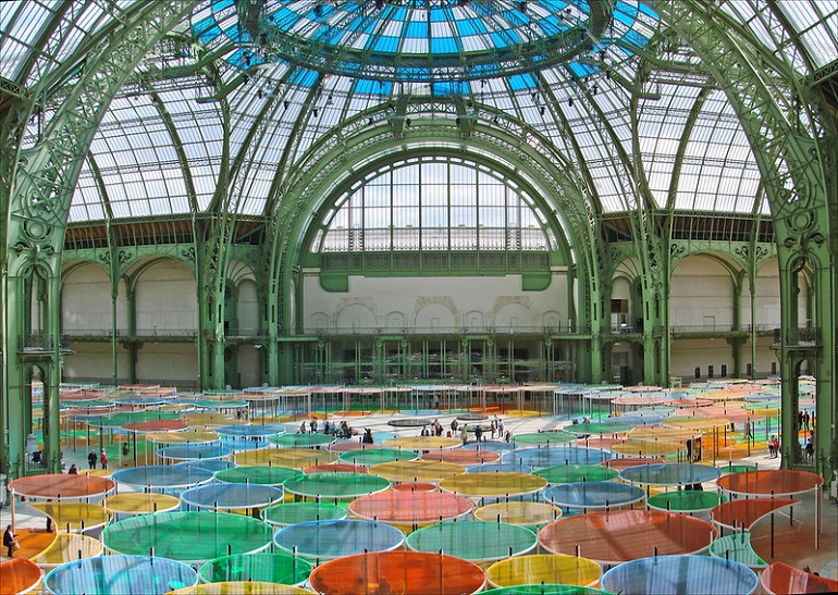 Exhibition in the Nave, Grand Palais, Paris (photo by Jean-Pierre Dalbéra - CC BY 2.0)
