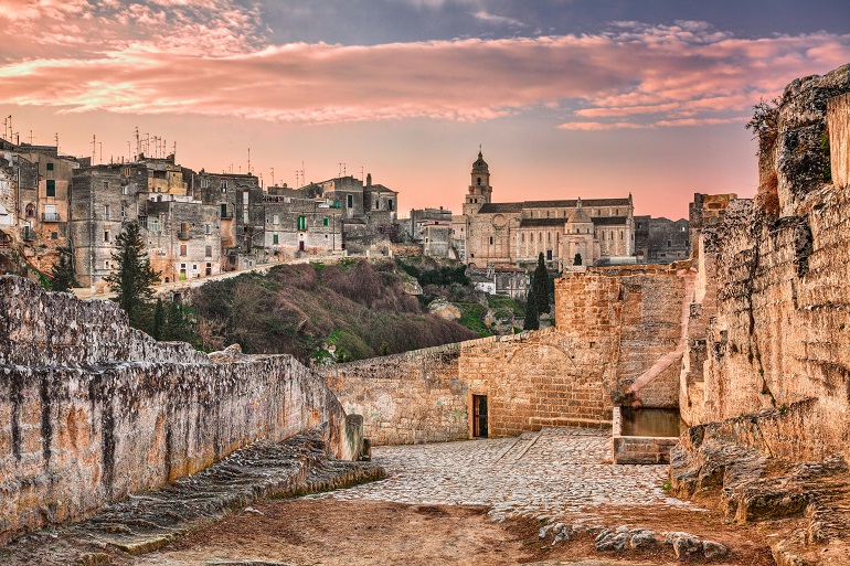 Gravina in Puglia, Apulia (&copy; Ermess | Dreamstime.com)