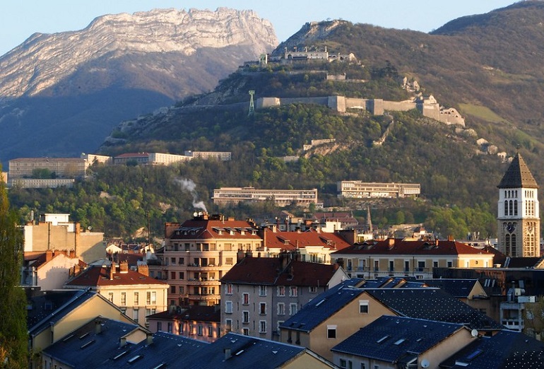 The Bastille, Grenoble (photo by Vinicius Pinheiro - CC BY-SA 2.0)