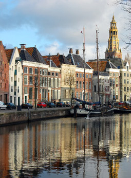 Old warehouses along the Hoge der Aa canal, Groningen (photo by Wenkbrauwalbatros - Creative Commons Licence)