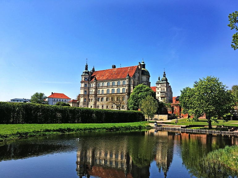 Güstrow Palace (photo by kreativ049 from Pixabay)