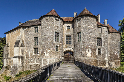 Harcourt Castle, Normandy, France (photo by Jacky Delville - CC BY-SA 4.0)