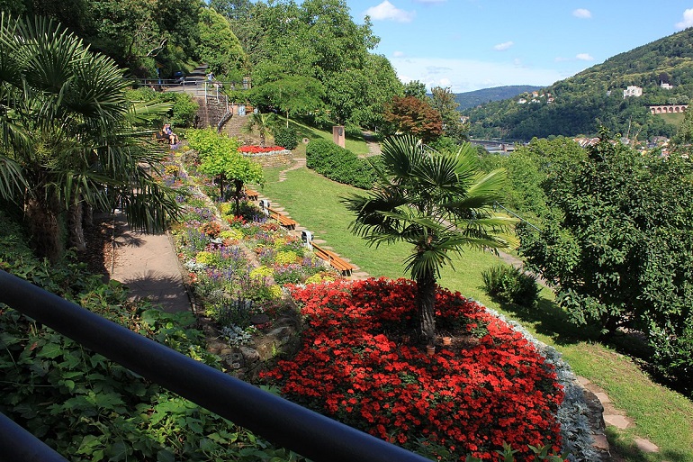 Philosophers' Walk, Heidelberg (photo by IreneKarlMichael - CC BY-SA 4.0)