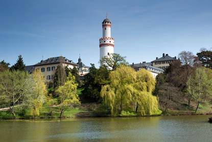 Palace & Lake, Bad Homburg (&copy; Jo Chambers - Fotolia.com)