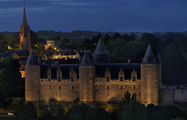 Josselin Castle (photo by Suhaknoke - CC BY-SA 4.0)