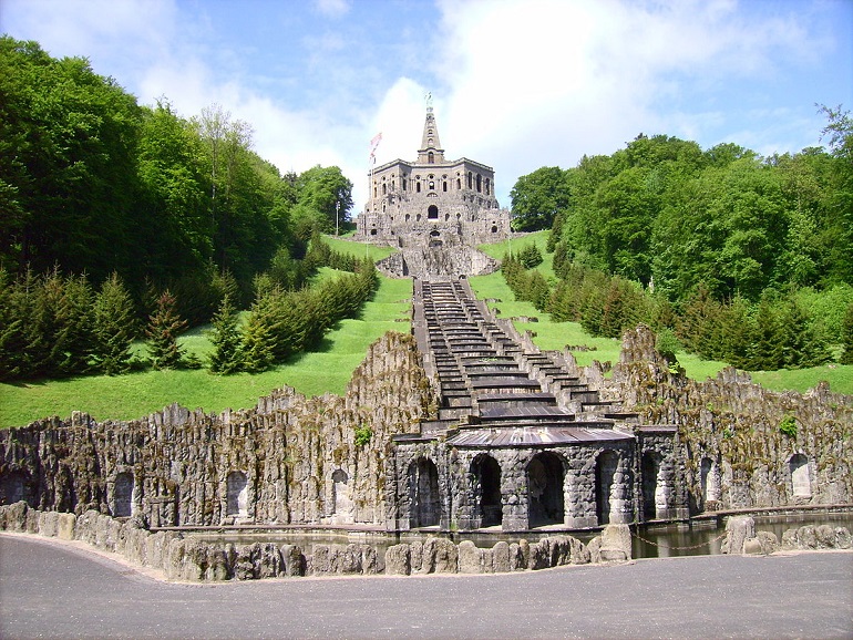 Bergpark Wilhelmshöh, Kassel (photo by Kira Nerys - CC BY-SA 3.0)