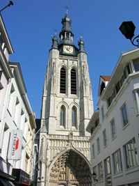 St Martin's Collegiate Church, Kortrijk (&copy; Eupedia.com)