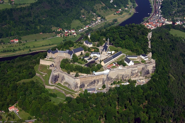 Aerial view of the Königstein Fortress (photo by WikimediaImages from Pixabay)