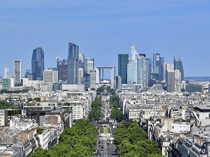 La Défense in Paris seen from the Arc de Triomphe (photo by Vincevinss - CC BY 4.0)