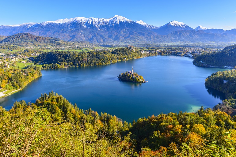 Panoramic view of Lake Bled from Mt. Osojnica, Slovenia (© Albertoloyo | Dreamstime.com)