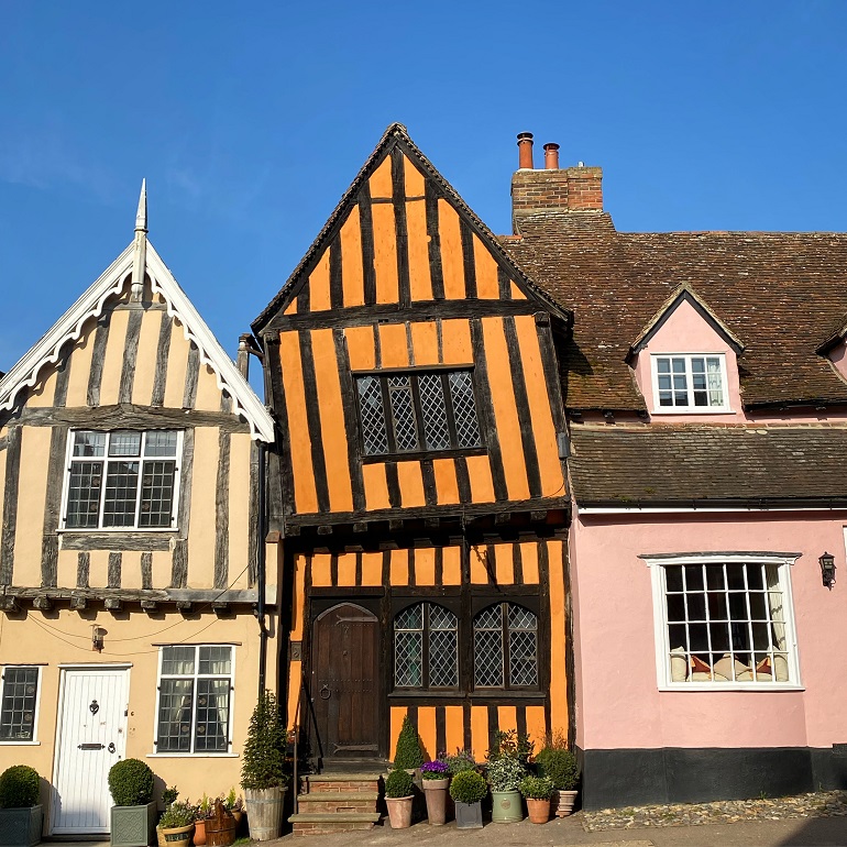 The Crooked House, Lavenham (photo by SuffolkEditor73 - CC BY-SA 4.0)