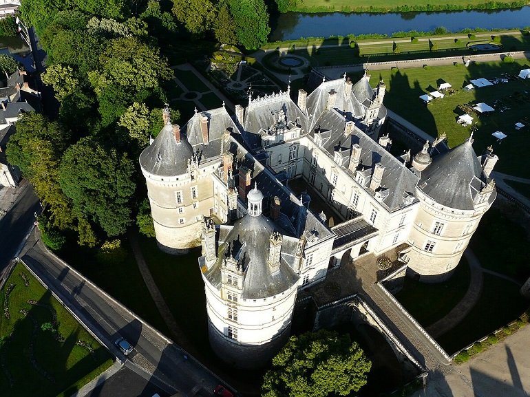Château du Lude (photo by Duch.gege - CC BY-SA 4.0)