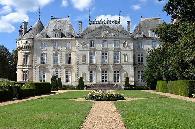 Château du Lude (photo by Calips - CC BY-SA 3.0)