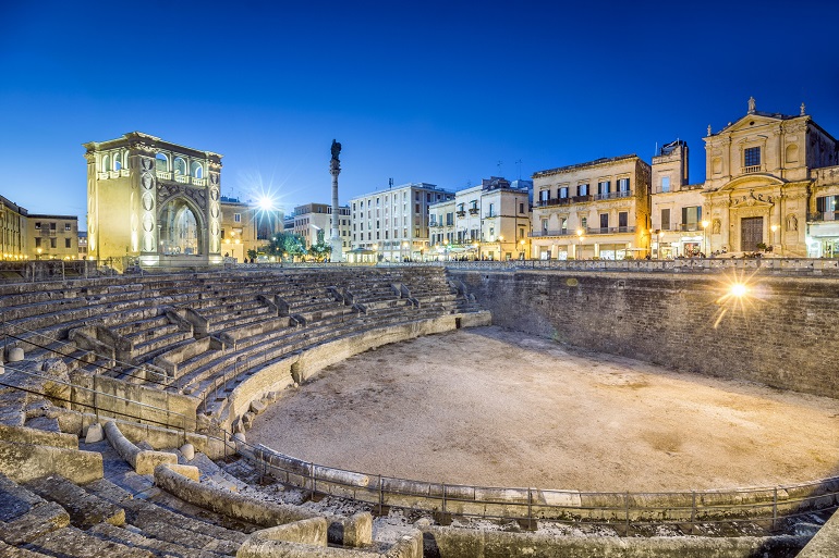 Roman Amphitheatre on Piazza Sant'Oronzo, Lecce (© Golasza | Dreamstime.com)