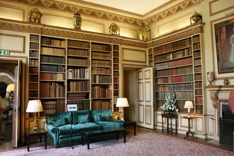 Library, Leeds Castle (photo from PxHere)