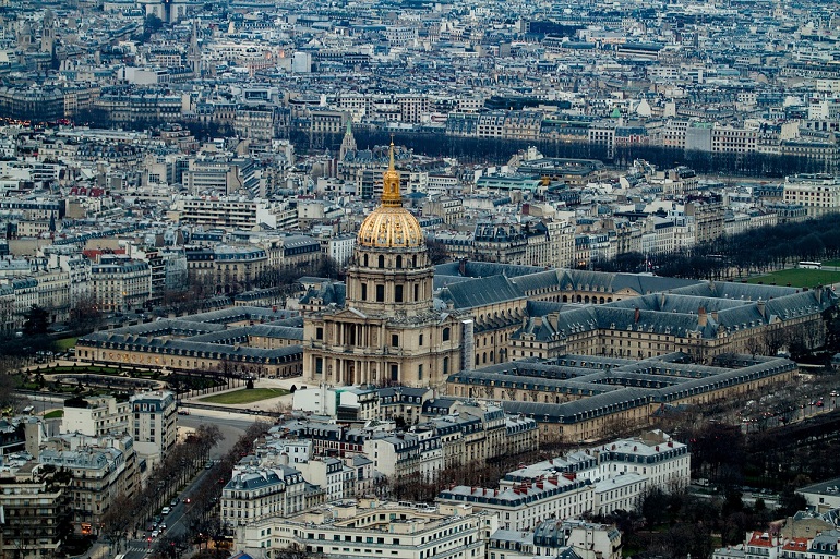 Aerial view of Les Invalides, Paris (photo by Rolf Dobberstein from Pixabay)