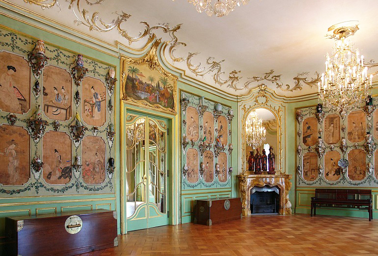 Chinese Room, Lichtenwalde Palace (photo by Kolossos - CC BY-SA 3.0)