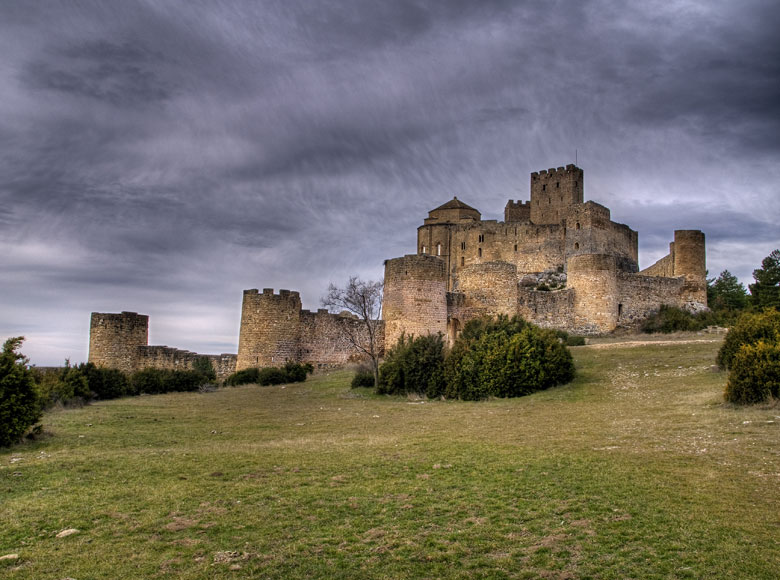 Loarre Castle, Aragon (© albertoaf2 - Fotolia.com)