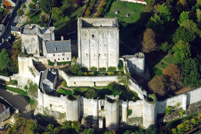 Château de Loches (photo by Lieven Smits - CC BY-SA 3.0)