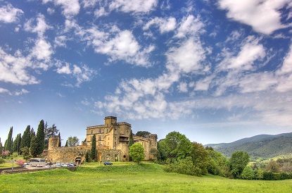 Lourmarin, Provence-Alpes-Côte d'Azur (photo by decar66 - CC BY 2.0)