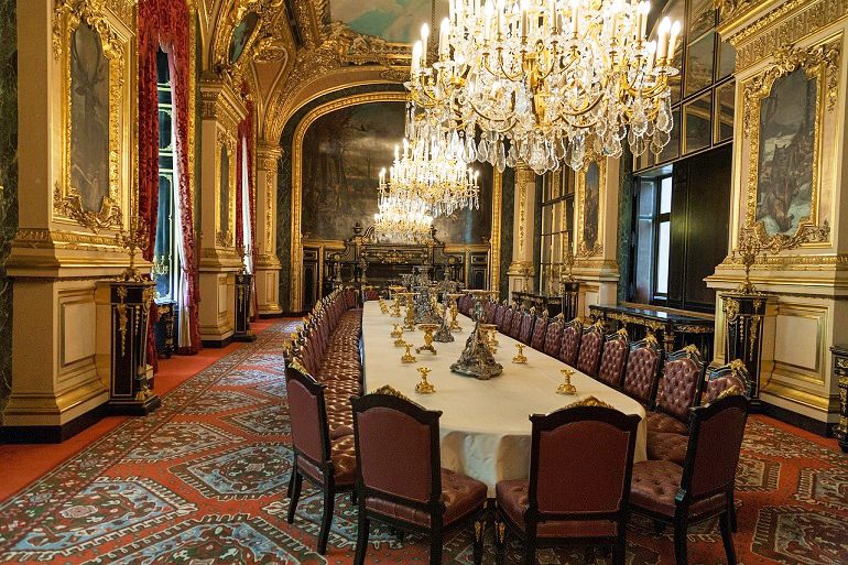 Apartments of Napoleon III at the Louvre Palace in Paris (photo by ian kelsall from Pixabay)