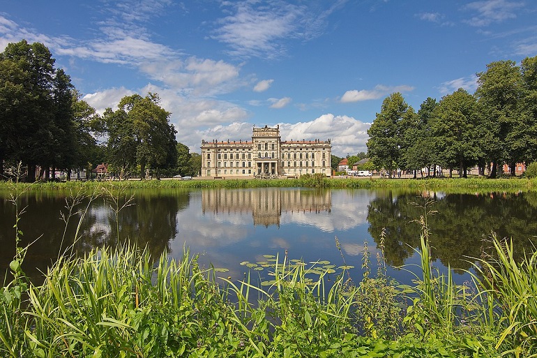 Ludwigslust Palace (photo by Losch - CC BY-SA 3.0)
