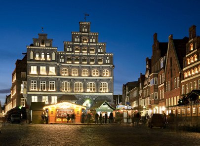 Chamber of Commerce & Industry, Lüneburg (&copy; fotobeam.de - Fotolia.com)