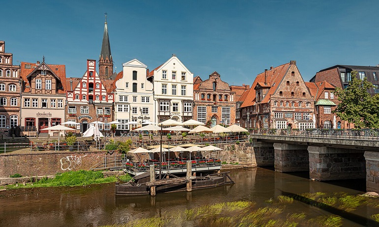 Stintmarkt, Lüneburg (photo by Jorge Franganillo - CC BY-SA 4.0)