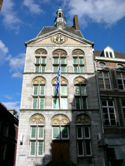 Dinghuis (Tourist Information Center), Maastricht