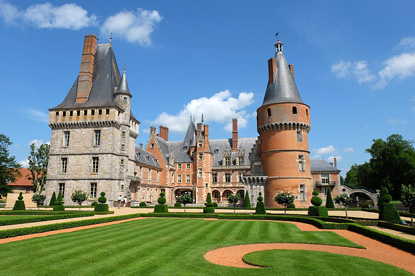 Château de Maintenon (photo by Julien Chatelain - CC BY-SA 2.0)