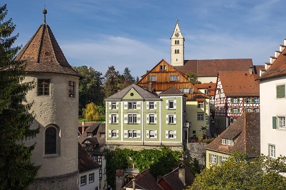 Meersburg (photo by Michael Schwarzenberger from Pixabay)