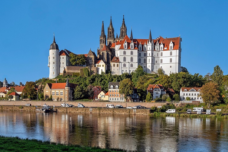 Albrechtsburg Castle and Meissen Cathedral (photo by Rolf Kranz - CC BY-SA 4.0)