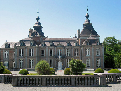 Castle of Modave (&copy; Jean-Pol GRANDMONT - CC BY-SA 3.0 Unported license.)