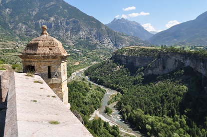 Mont-Dauphin, Provence-Alpes-Côte d'Azur (photo by Pernmith - CC BY 2.0)
