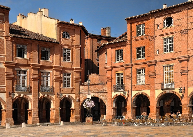 Montauban (photo by rené crapoulet from Pixabay)