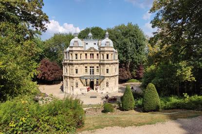 Breteuil Castle, Yvelines (© Eupedia.com)