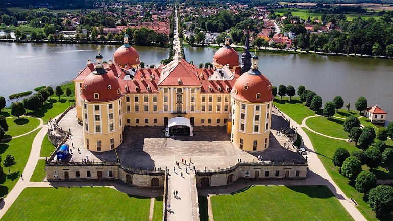 Moritzburg Castle (photo by ftrc - CC BY-SA 2.0)