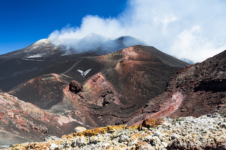 Mount Etna (© Tanyavtitova | Dreamstime.com)