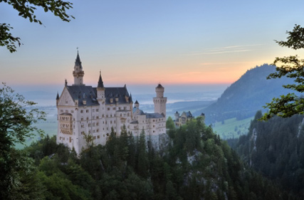 Neuschwanstein Castle (&copy; clearlens - Fotolia.com)
