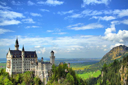 Neuschwanstein Castle (photo by Michael Helmer - CC BY-SA 3.0 Unported license)